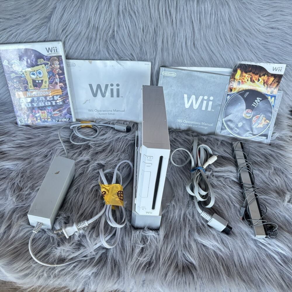 Nintendo Wii System Bundle RVL-001 Video Game Console Cords Manuals NBA Jam